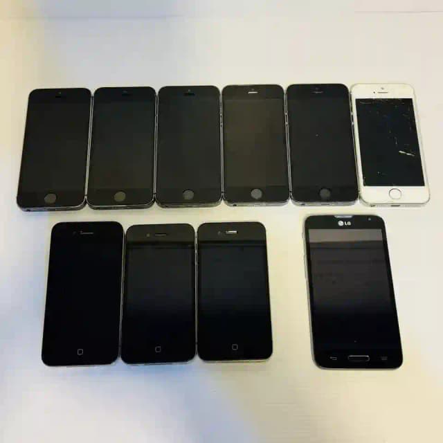 New ListingLot of 9 Apple iPhone 5s & 4s Model A1530 A1387 1xLG Untested Repair /Parts Only