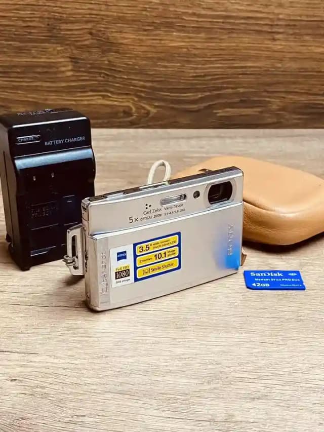 Used Sony Cyber-Shot DSC-T300 10.1MP Digital Camera Silver Carl Zeiss Lens #7184