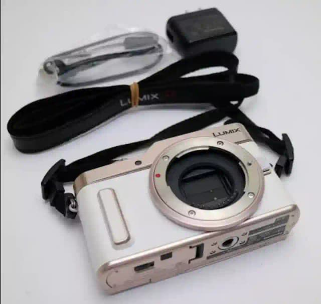 Panasonic LUMIX DC-GF10 Mirrorless SLR Camera Body White from JP