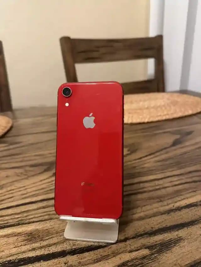 Apple iPhone XR 64GB READ! FOR PARTS OR REPAIR ONLY